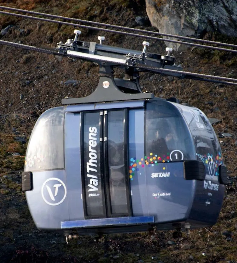Val Thorens Temple Of The Sun - Ski In, Ski Out